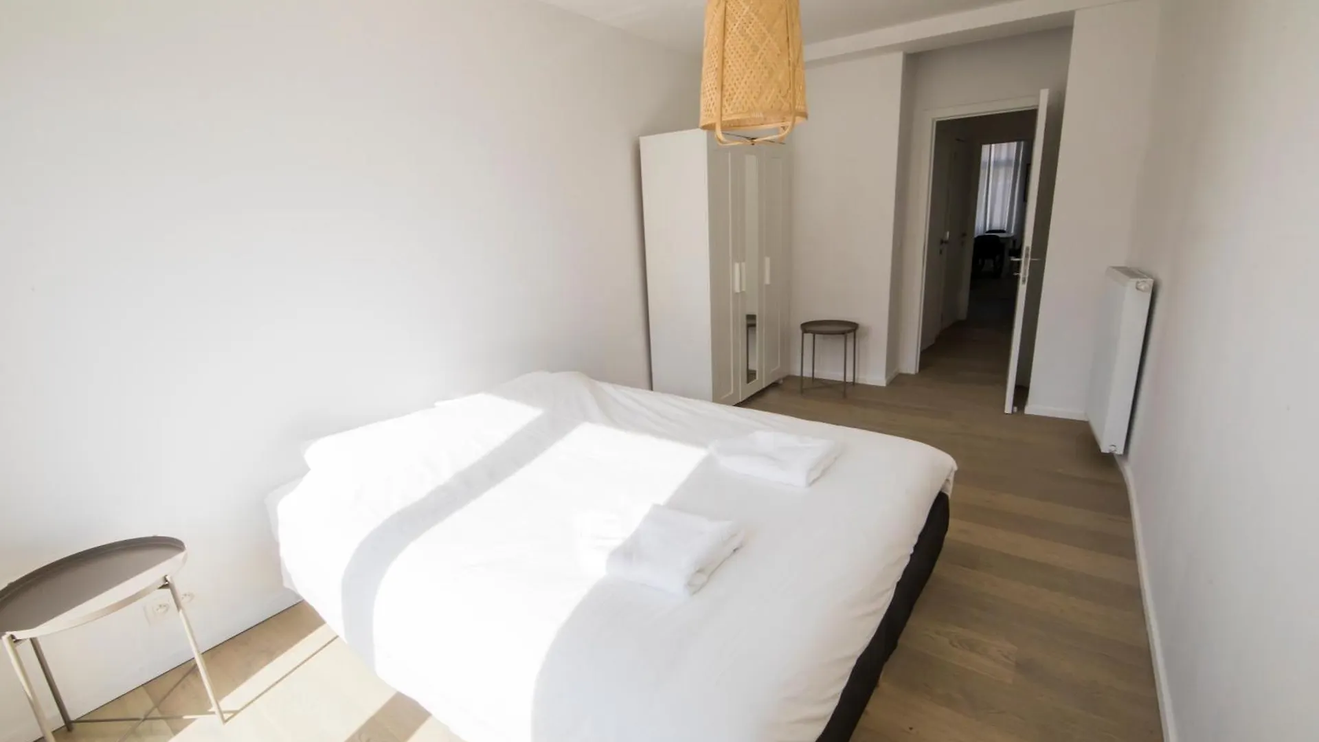 Travelease - Midi Bed & Breakfast Anderlecht